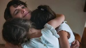 Jessie Buckley dans The Lost Daughter